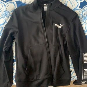 a puma jacket, all black, medium in women